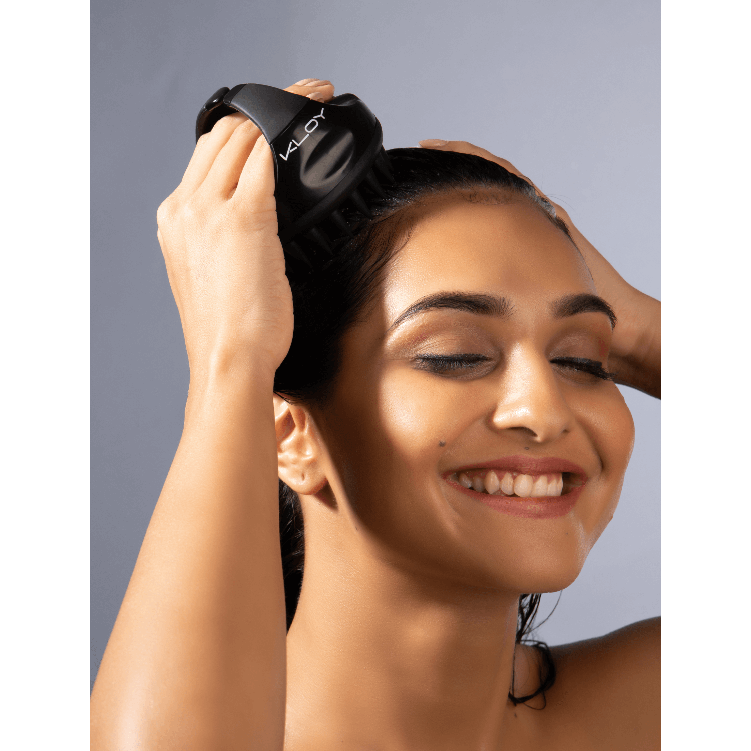 Kloy Hair Massage Brush - Black